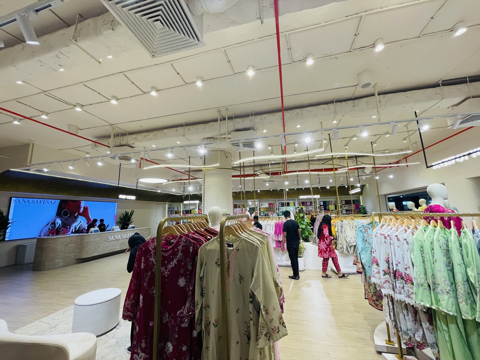 Sana Safinaz — JFP interior 6